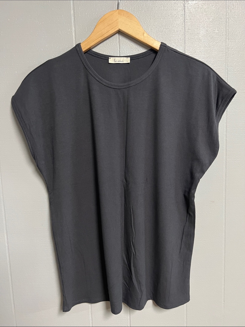NWOT Les Amis Shirt Top Blouse Tee